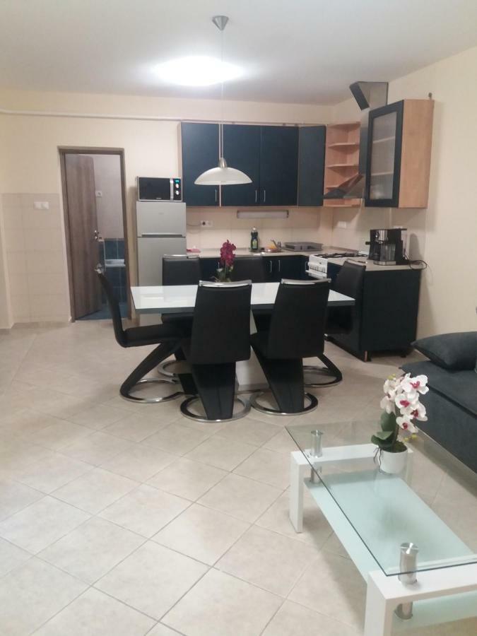 Апартаменти Centrum Apartman Сегед Екстер'єр фото